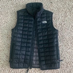 North Face Youth Puffer Vest
